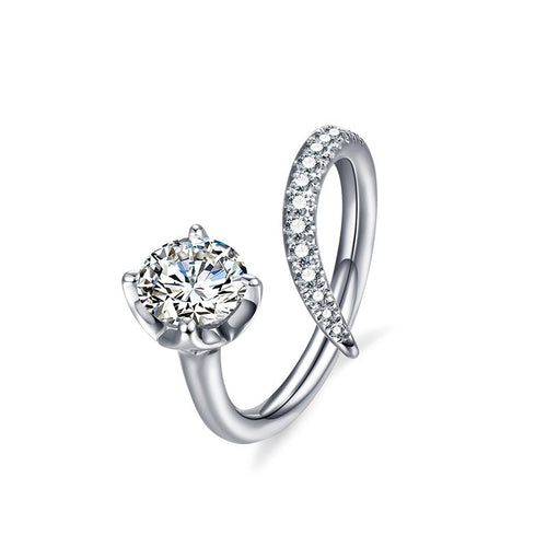 Platinum Mosang Diamond Small Design Ring