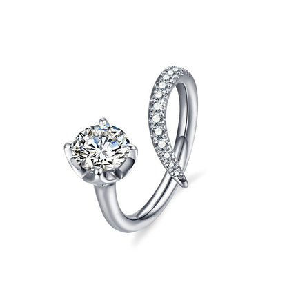 Platinum Mosang Diamond Small Design Ring